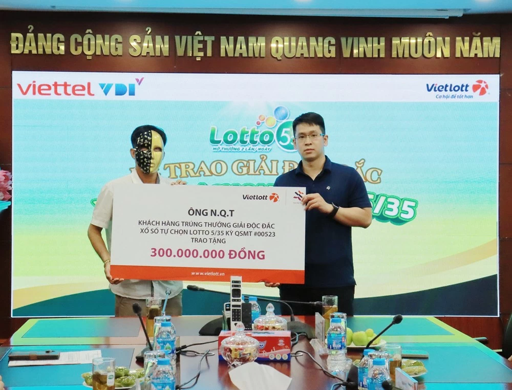 Chọn số theo “tip” của những tỷ phú Vietlott, người đàn ông ở An Giang trúng độc đắc hơn 14,5 tỷ đồng