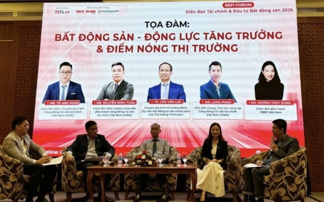 Thị trường bất động sản đối mặt nhiều thách thức từ vĩ mô và nội tại