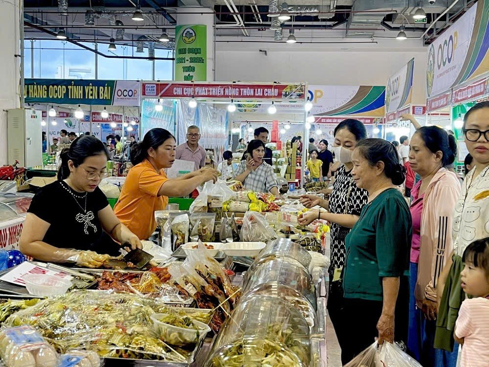 Quảng Ninh sẽ tổ chức Hội chợ OCOP Hè 2026 quy mô lớn, kích cầu du lịch và tiêu dùng Quảng Ninh sẽ tổ chức Hội chợ OCOP Hè 2026 quy mô lớn, kích cầu du lịch và tiêu dùng