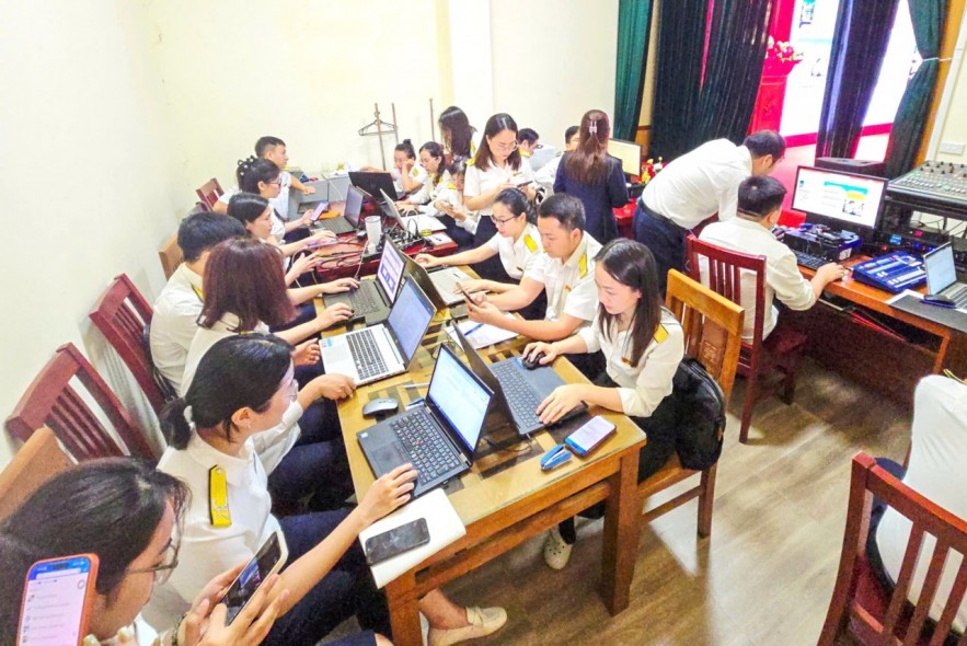 Thuế TP. Hải Phòng hướng dẫn, giải đáp nhiều vướng mắc cho doanh nghiệp, cá nhân quyết toán thuế