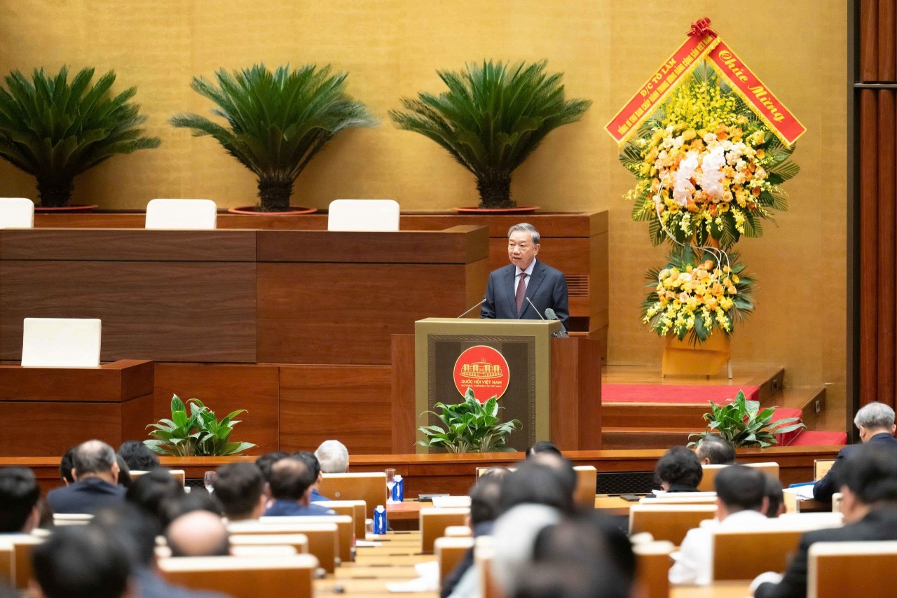 Lá phiếu của cử tri phải được tiếp nối bằng những quyết sách đúng đắn Lá phiếu của cử tri phải được tiếp nối bằng những quyết sách đúng đắn