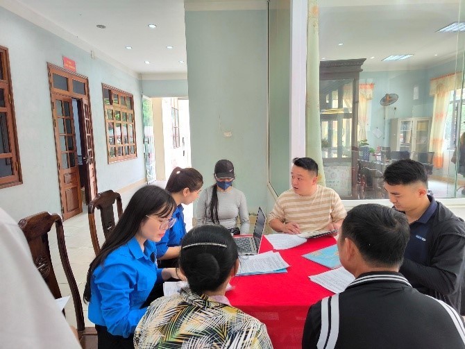 Thuế tỉnh Tuyên Quang triển khai hiệu quả 15 ngày cao điểm hỗ trợ hộ kinh doanh Thuế tỉnh Tuyên Quang triển khai hiệu quả 15 ngày cao điểm hỗ trợ hộ kinh doanh