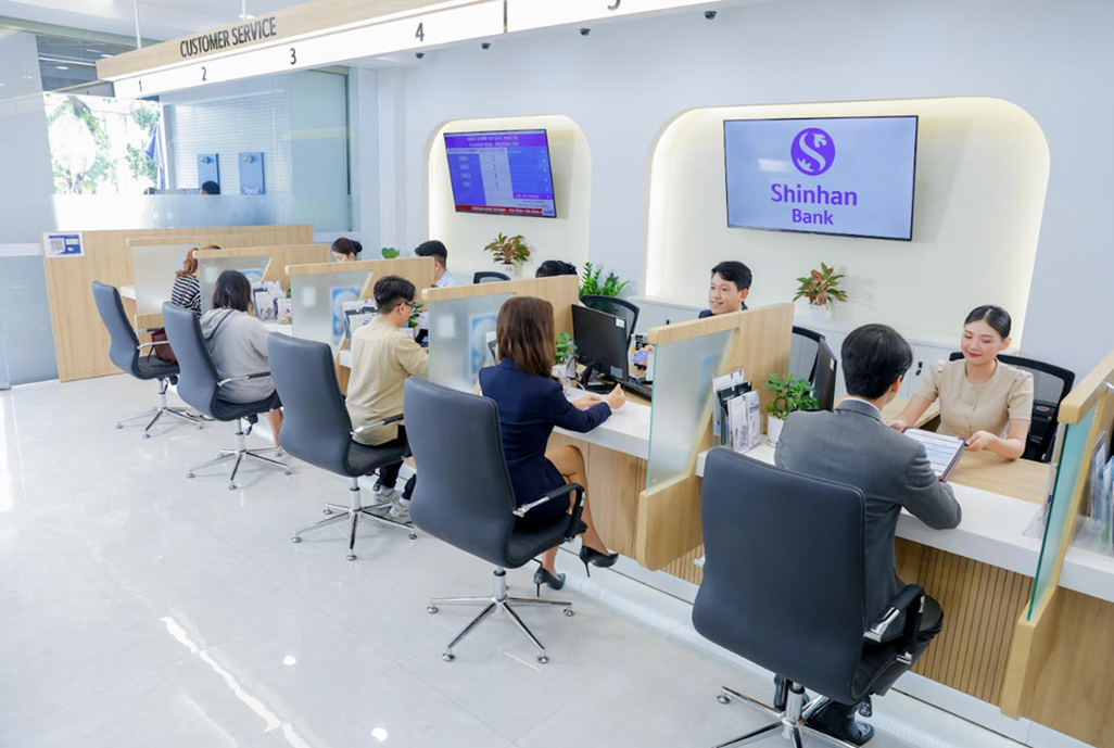 Shinhan Bank bứt tốc tín dụng, báo lãi trên 5.400 tỷ đồng Shinhan Bank bứt tốc tín dụng, báo lãi trên 5.400 tỷ đồng