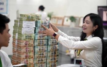 Mặt bằng rủi ro khách hàng đảo chiều tăng nhẹ, trên 11% tổ chức tín dụng lo lợi nhuận giảm