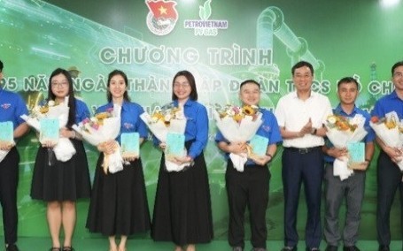 Bí thư Đảng ủy, Chủ tịch HĐQT Tổng công ty Khí Việt Nam đối thoại với đoàn viên thanh niên PV GAS