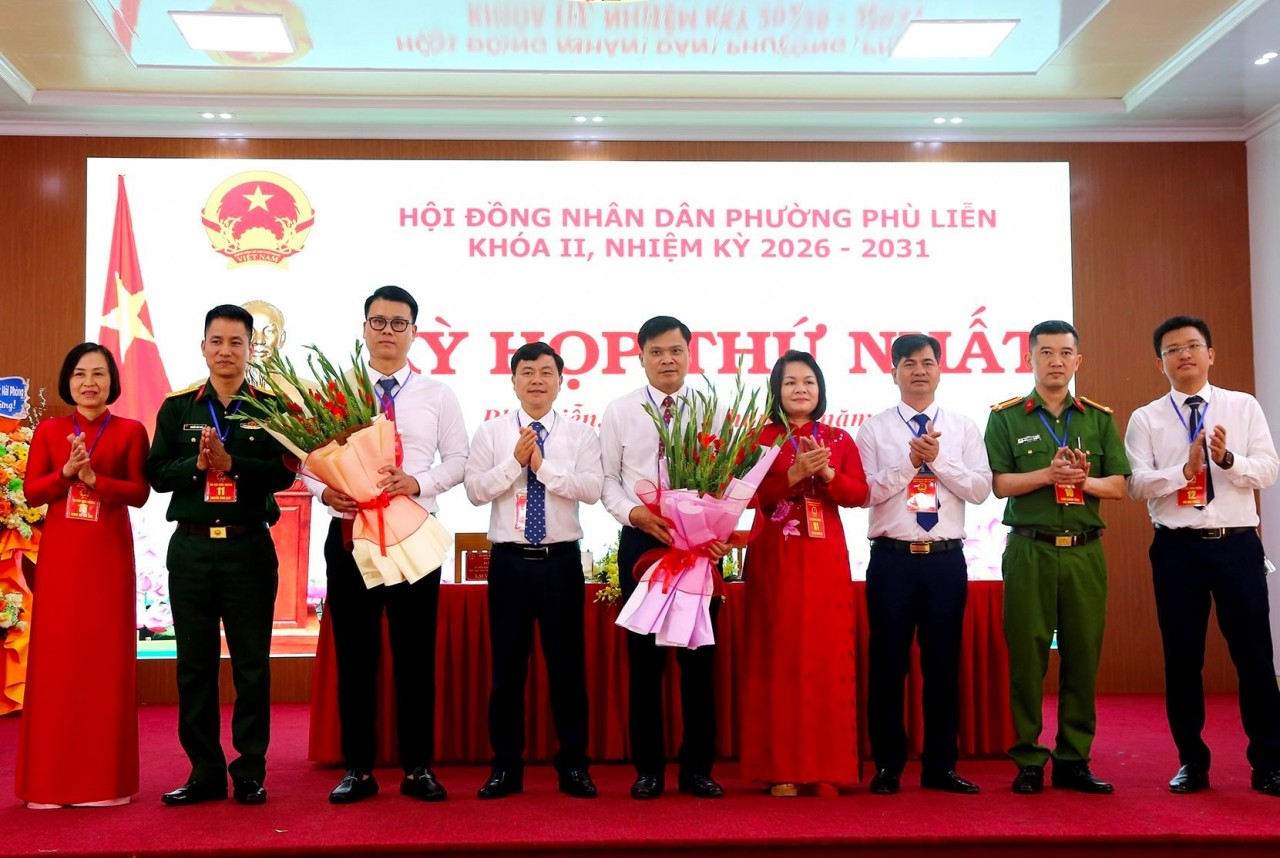 Hải Phòng phê chuẩn kết quả bầu, bổ nhiệm 114 Chủ tịch, 226 Phó chủ tịch UBND các xã, phường, đặc khu Hải Phòng phê chuẩn kết quả bầu, bổ nhiệm 114 Chủ tịch, 226 Phó chủ tịch UBND các xã, phường, đặc khu