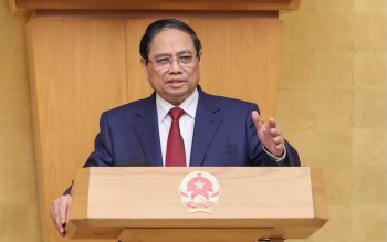 Thủ tướng: Qua 5 năm, con thuyền kinh tế - xã hội đã cập bến an toàn