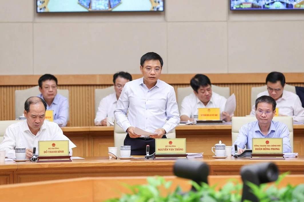 Thủ tướng: Qua 5 năm, con thuyền kinh tế - xã hội đã cập bến an toàn Thủ tướng: Qua 5 năm, con thuyền kinh tế - xã hội đã cập bến an toàn