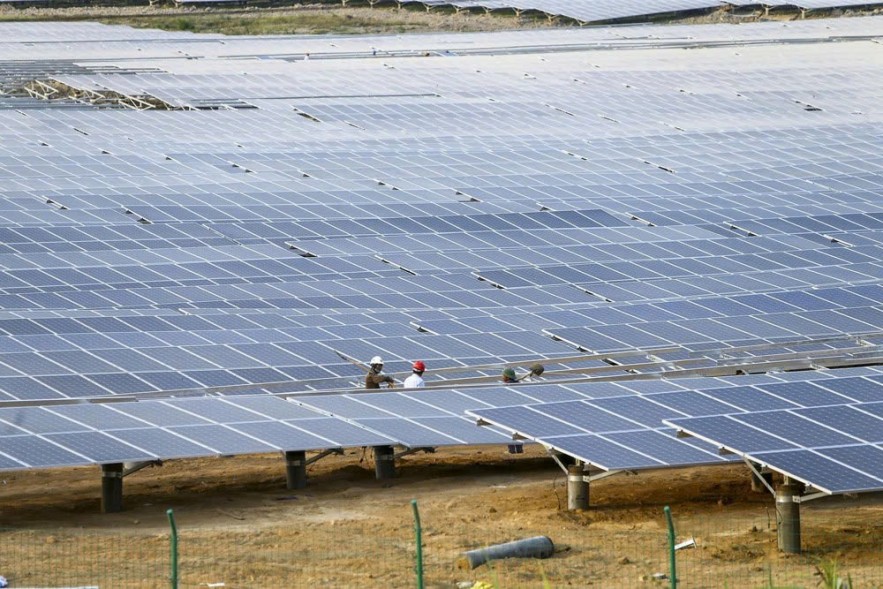 “Đánh thức” nguồn điện mặt trời mái nhà: Giảm chi phí, tăng tự chủ năng lượng “Đánh thức” nguồn điện mặt trời mái nhà: Giảm chi phí, tăng tự chủ năng lượng