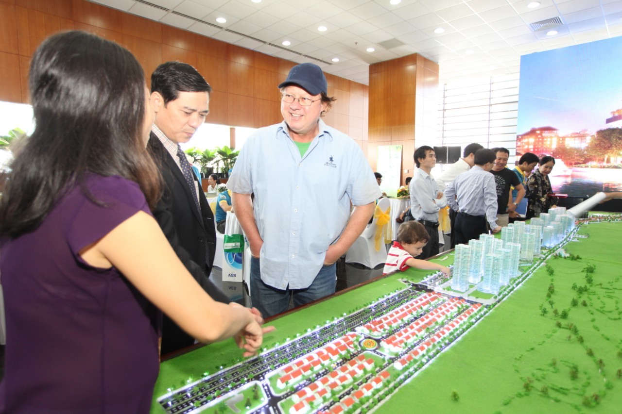 Bất động sản Việt Nam tiếp tục hút vốn ngoại