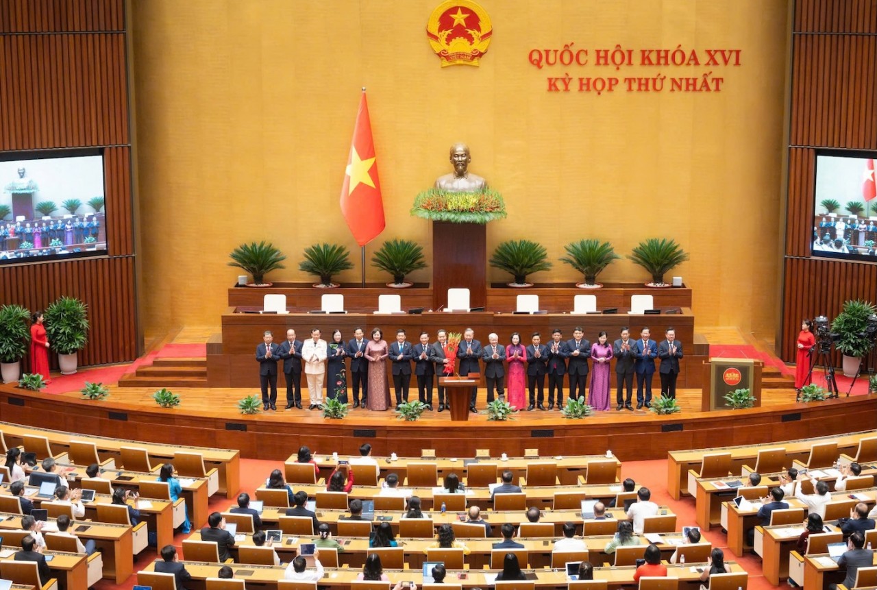 Quốc hội bầu 6 Phó Chủ tịch Quốc hội và các Uỷ viên Uỷ ban Thường vụ Quốc hội