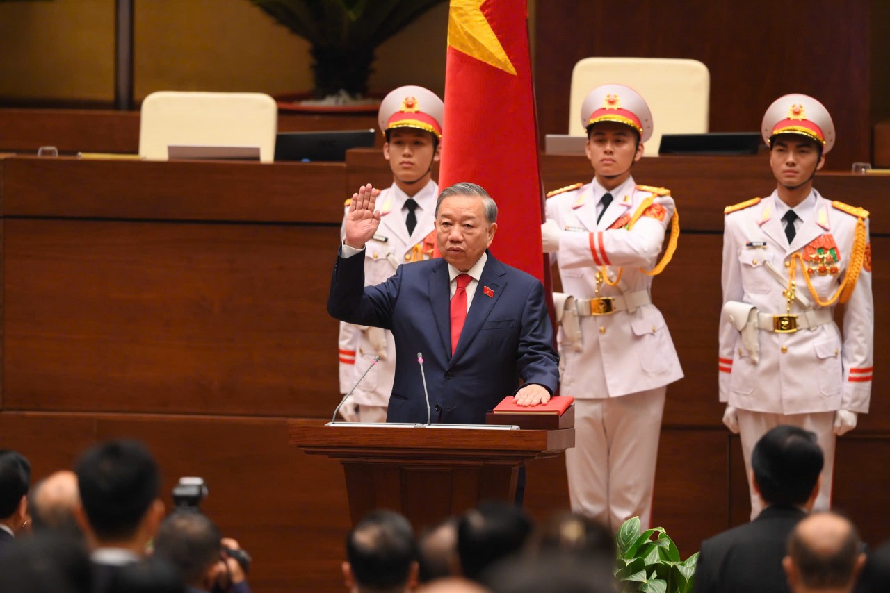 Tổng Bí thư Tô Lâm được bầu giữ chức Chủ tịch nước nhiệm kỳ 2026 - 2031 Tổng Bí thư Tô Lâm được bầu giữ chức Chủ tịch nước nhiệm kỳ 2026 - 2031