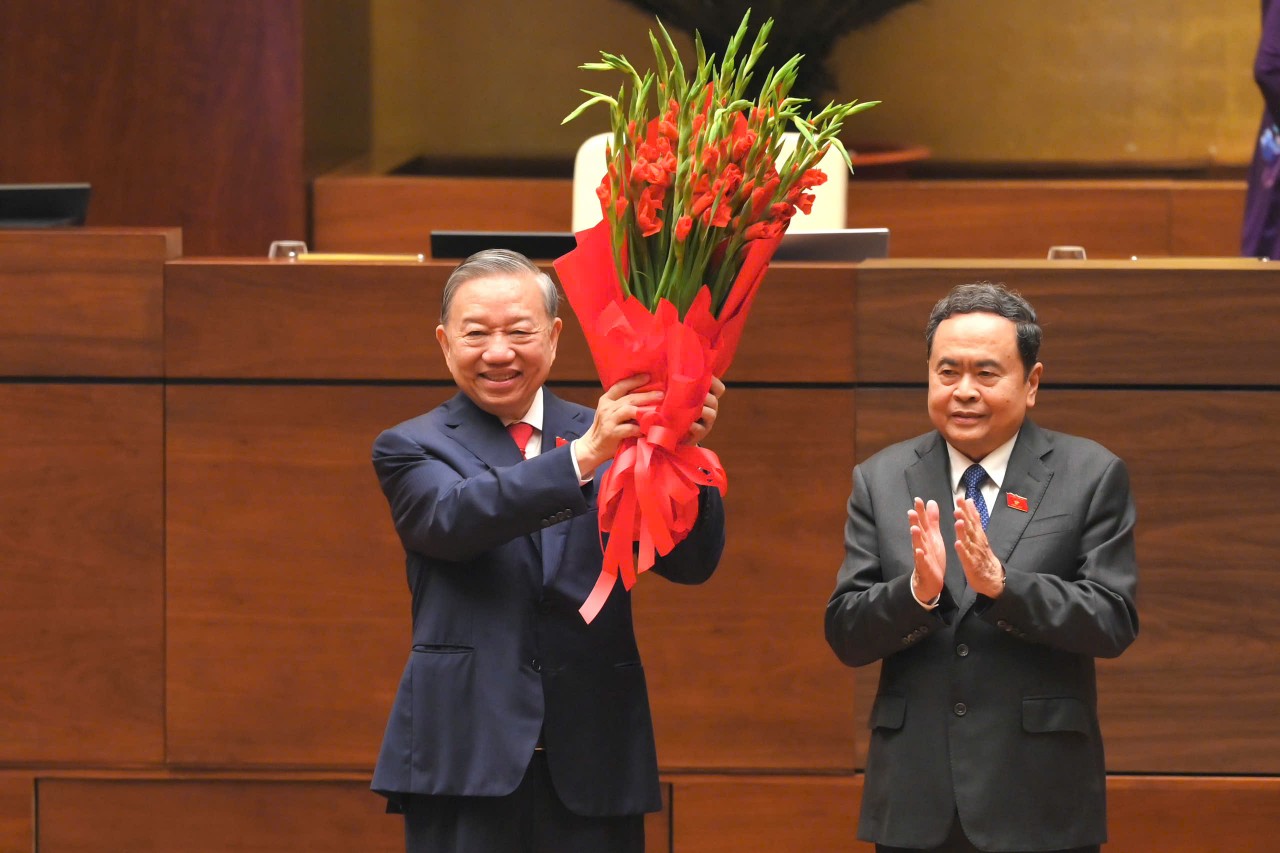 Tổng Bí thư Tô Lâm được bầu giữ chức Chủ tịch nước nhiệm kỳ 2026 - 2031 Tổng Bí thư Tô Lâm được bầu giữ chức Chủ tịch nước nhiệm kỳ 2026 - 2031