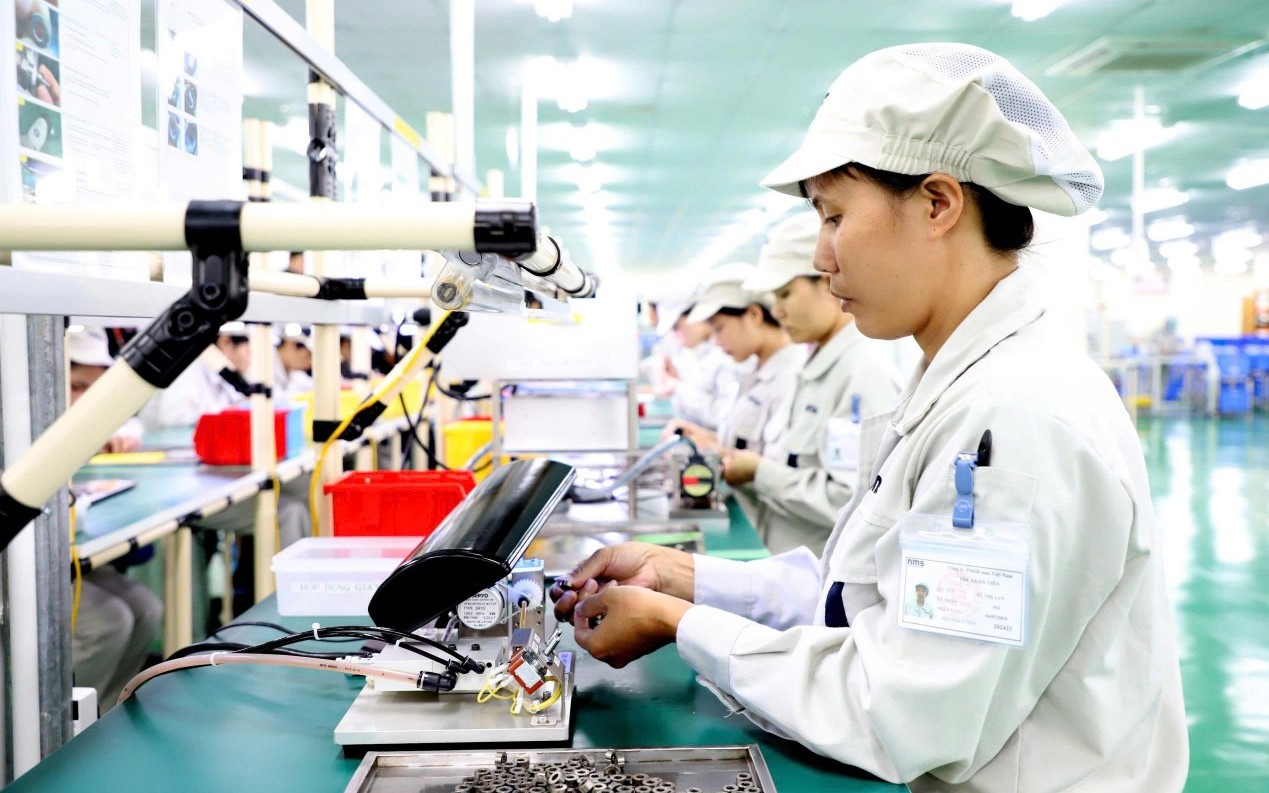 FDI vào Việt Nam tăng mạnh gần 43% trong quý I/2026