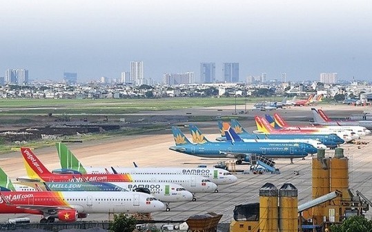 Miễn một số khoản phí, lệ phí nhằm hỗ trợ sản xuất, kinh doanh trong lĩnh vực giao thông vận tải