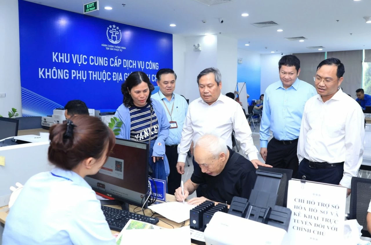 Nâng chất cải cách hành chính, phục vụ người dân - doanh nghiệp Nâng chất cải cách hành chính, phục vụ người dân - doanh nghiệp