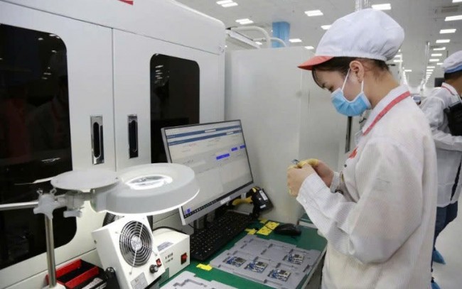 Mở rộng diện miễn thuế thu nhập cá nhân: Thu hút nhân lực cho lĩnh vực công nghệ cao