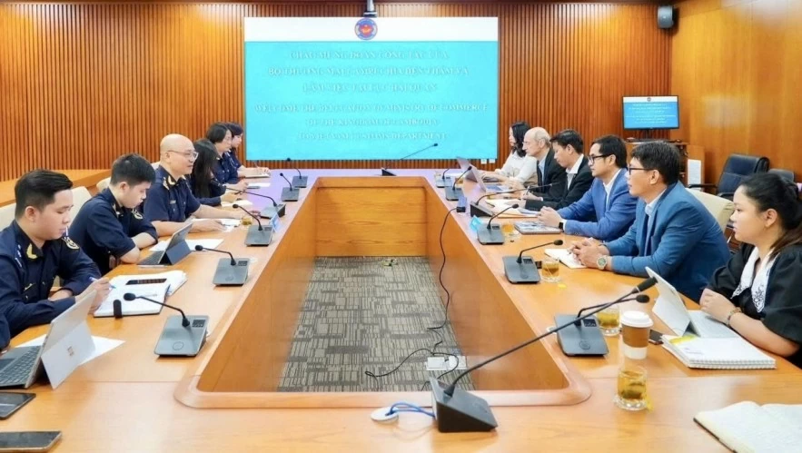Tăng cường hợp tác Hải quan Việt Nam - Campuchia trong thực thi phòng vệ thương mại Tăng cường hợp tác Hải quan Việt Nam - Campuchia trong thực thi phòng vệ thương mại