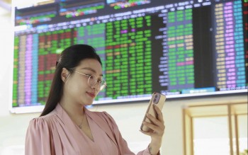 Chứng khoán Việt Nam được FTSE Russell nâng hạng: Mở “cánh cửa lớn” đón dòng vốn tỷ USD