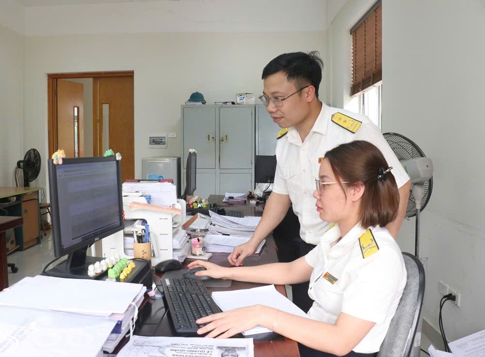 Thuế tỉnh Phú Thọ thu ngân sách đạt 37% dự toán Thuế tỉnh Phú Thọ thu ngân sách đạt 37% dự toán