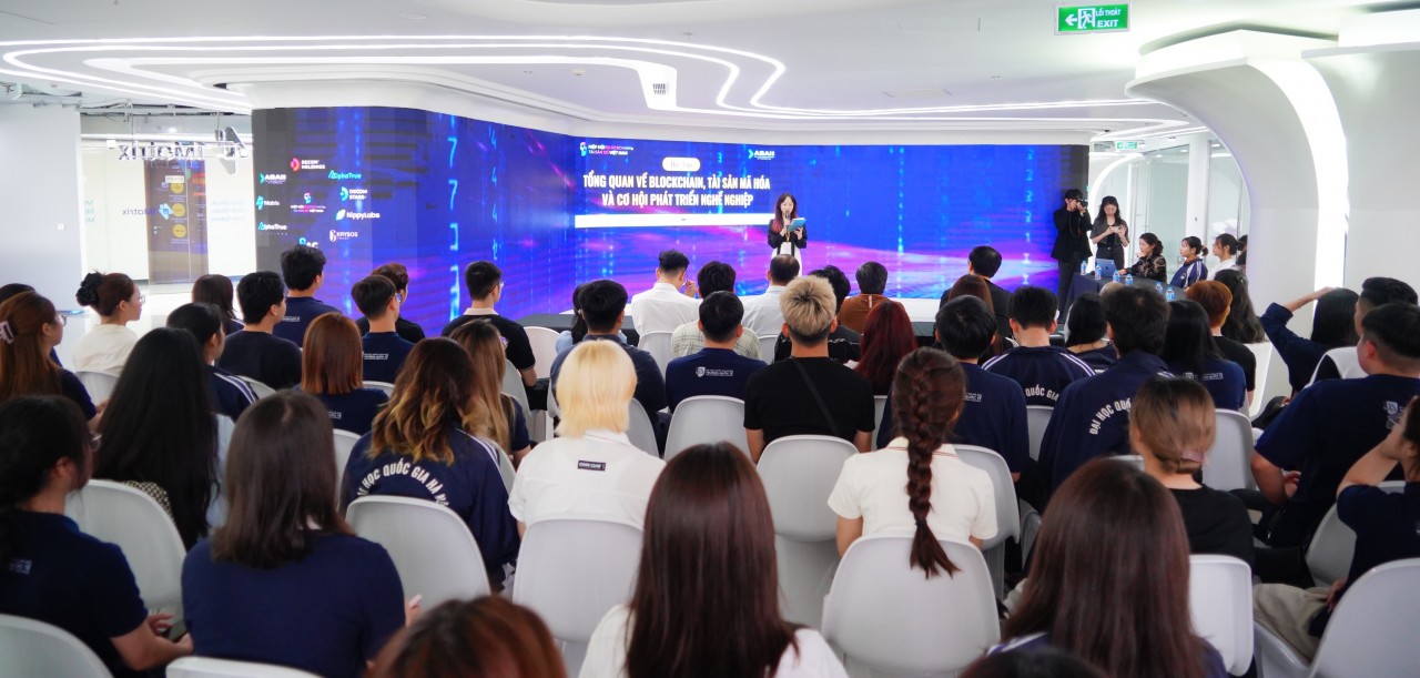 Nhận diện rủi ro và “bẫy nghề nghiệp” trong ngành blockchain