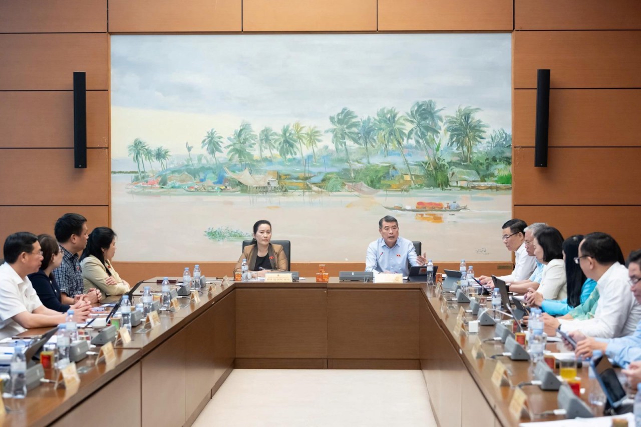 Thủ tướng Lê Minh Hưng: Nếu thúc đẩy đầu tư để đạt tăng trưởng ngắn hạn, cái giá phải trả sẽ rất lớn Thủ tướng Lê Minh Hưng: Nếu thúc đẩy đầu tư để đạt tăng trưởng ngắn hạn, cái giá phải trả sẽ rất lớn