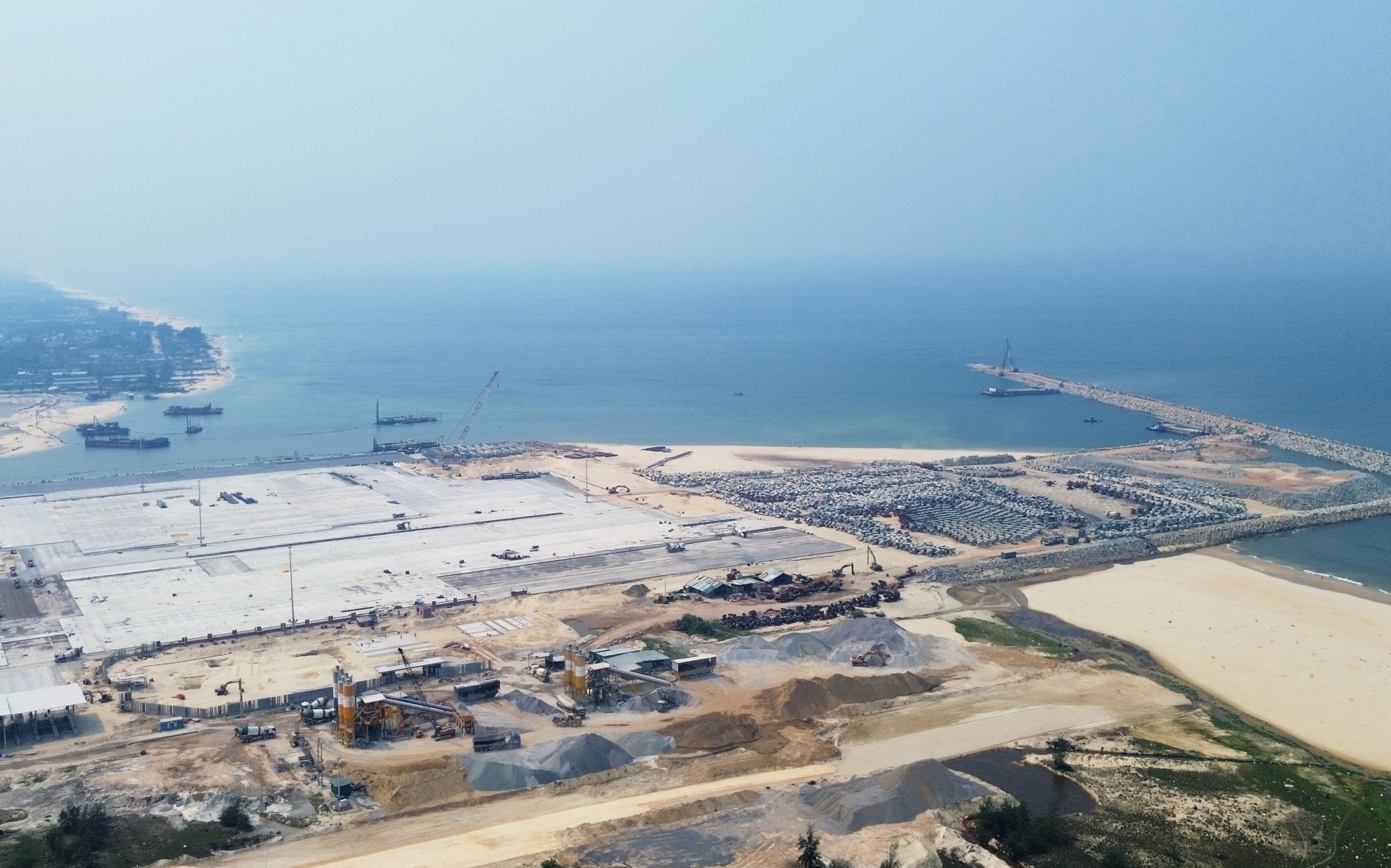 Dự án Khu bến cảng Mỹ Thủy chạy nước rút về đích giai đoạn 1