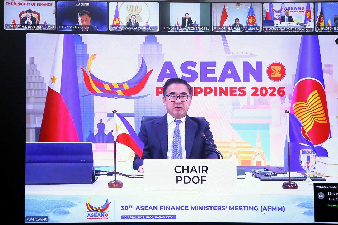 Hội nghị Bộ trưởng Tài chính và Thống đốc Ngân hàng Trung ương ASEAN lần thứ 13 thành công tốt đẹp Hội nghị Bộ trưởng Tài chính và Thống đốc Ngân hàng Trung ương ASEAN lần thứ 13 thành công tốt đẹp