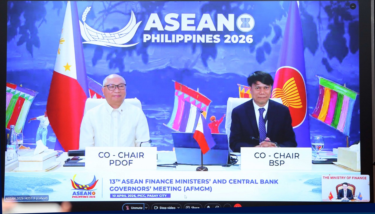 Hội nghị Bộ trưởng Tài chính và Thống đốc Ngân hàng Trung ương ASEAN lần thứ 13 thành công tốt đẹp Hội nghị Bộ trưởng Tài chính và Thống đốc Ngân hàng Trung ương ASEAN lần thứ 13 thành công tốt đẹp