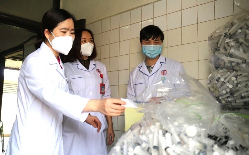 Các địa phương 'siết' quản lý chất thải y tế, bảo đảm an toàn môi trường