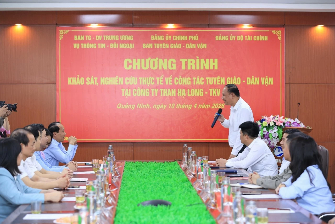 Tuyên giáo, dân vận - Tuyên giáo, dân vận -