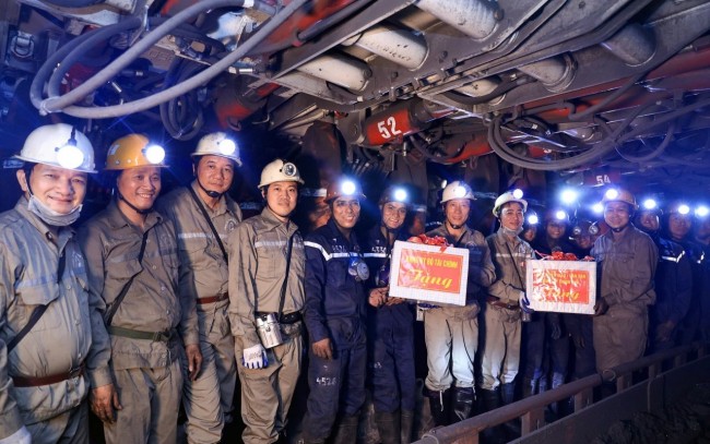 Tuyên giáo, dân vận - "điểm tựa mềm" cho vận hành sản xuất ngành Than