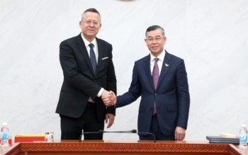 Bộ trưởng Ngô Văn Tuấn tiếp Bộ trưởng Bộ Tài chính Slovakia Ladislav Kamenický