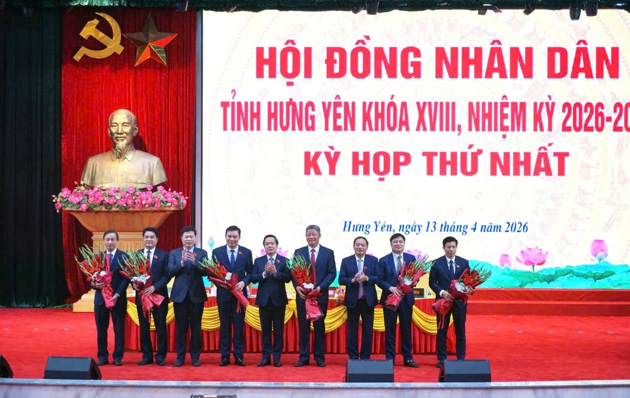 Ông Nguyễn Mạnh Quyền giữ chức Chủ tịch UBND tỉnh Hưng Yên