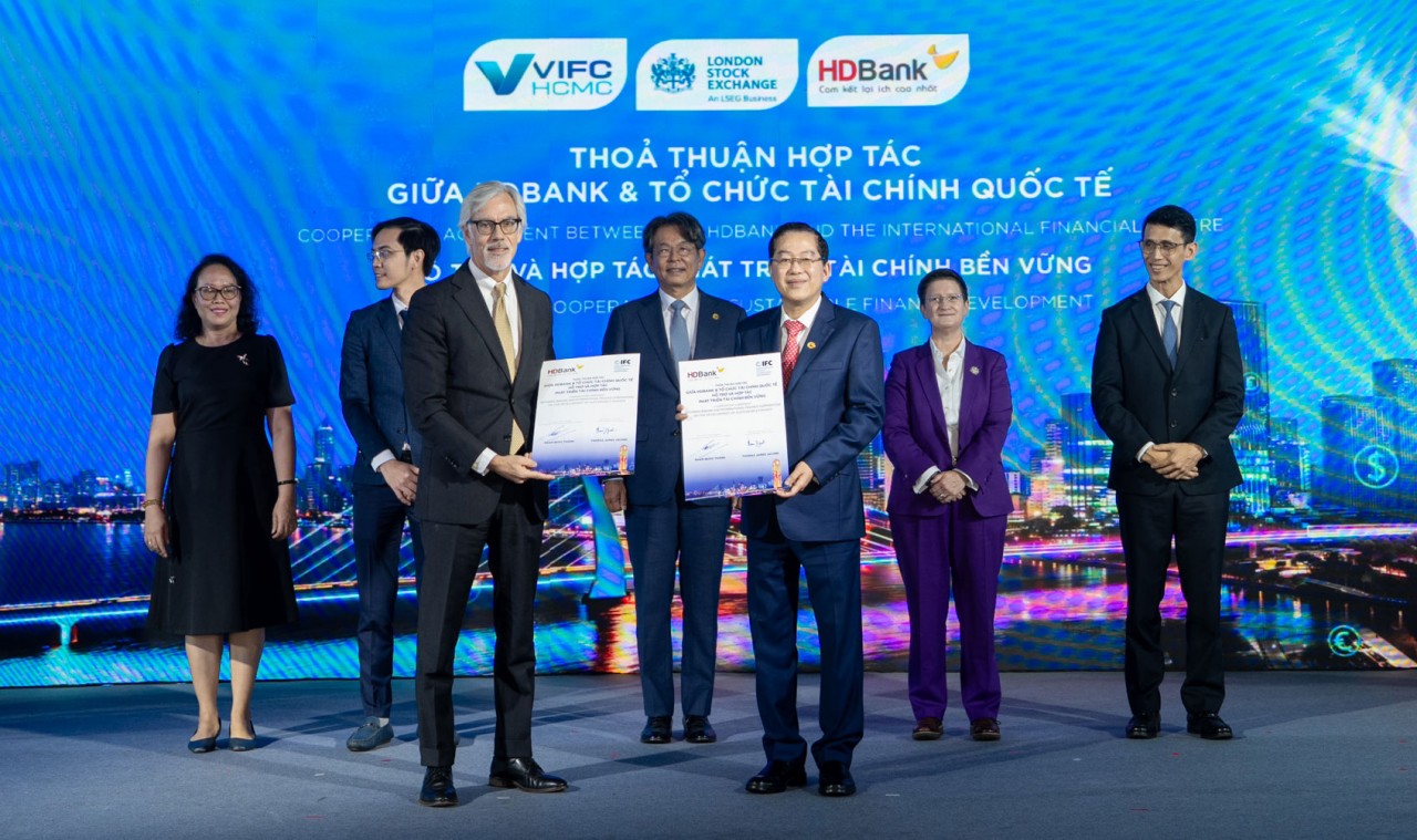 HDBank, VIFC - HCMC và LSE thiết lập quan hệ đối tác toàn diện, mở rộng kết nối thị trường vốn quốc tế cho doanh nghiệp Việt HDBank, VIFC - HCMC và LSE thiết lập quan hệ đối tác toàn diện, mở rộng kết nối thị trường vốn quốc tế cho doanh nghiệp Việt