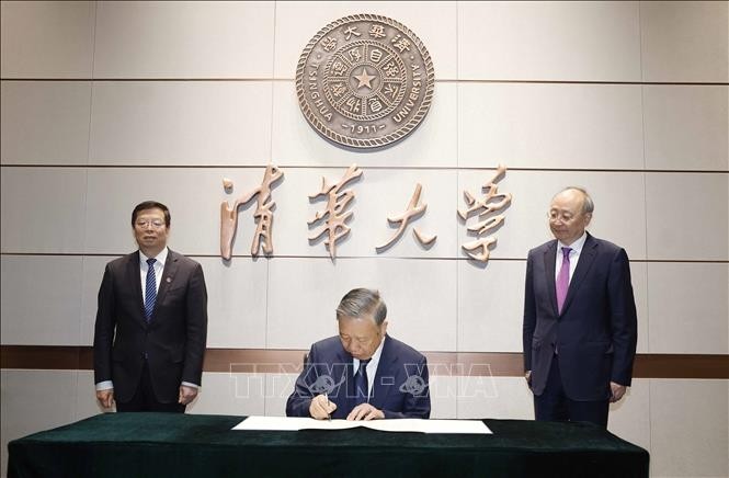 Tổng Bí thư, Chủ tịch nước Tô Lâm phát biểu chính sách tại Đại học Thanh Hoa (Trung Quốc)