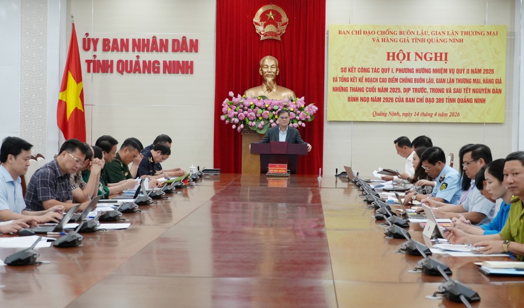 Quảng Ninh: Xử lý hơn 1.100 vụ buôn lậu, gian lận thương mại và hàng giả Quảng Ninh: Xử lý hơn 1.100 vụ buôn lậu, gian lận thương mại và hàng giả