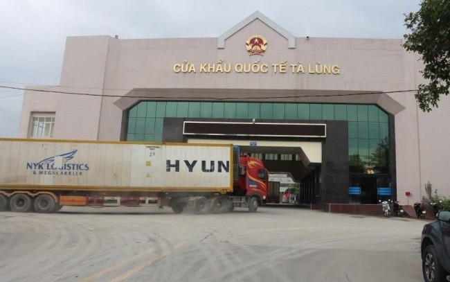 Hải quan khu vực XVI kích hoạt Cửa khẩu số, tăng tốc chuyển đổi số tại Tà Lùng