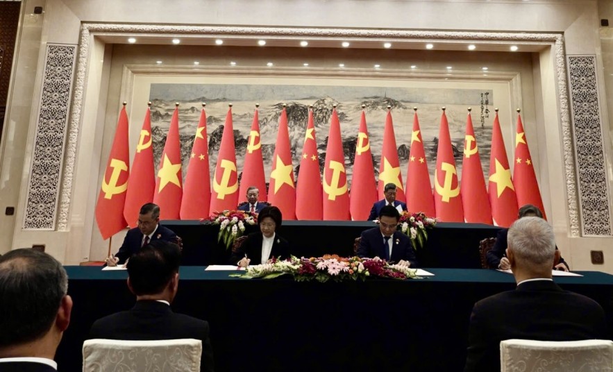 Việt Nam - Trung Quốc: Hải quan 2 nước siết kiểm soát khu vực qua Mekong Dragon VIII