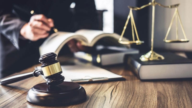 Kết luận của Bộ Chính trị về Đề án nghiên cứu xây dựng chế định luật sư công Kết luận của Bộ Chính trị về Đề án nghiên cứu xây dựng chế định luật sư công