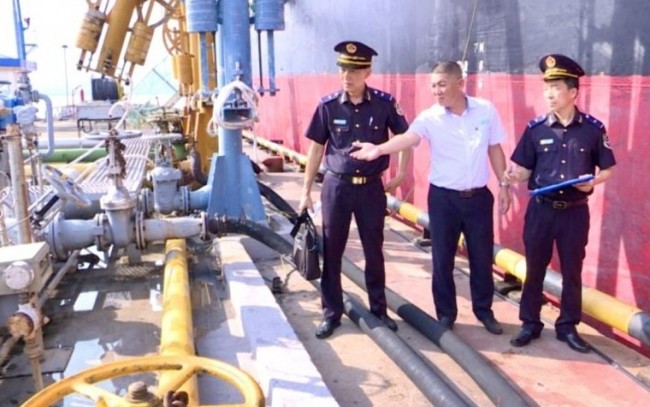 Hải quan triển khai áp dụng mức thuế mới với xăng dầu từ ngày 16/4