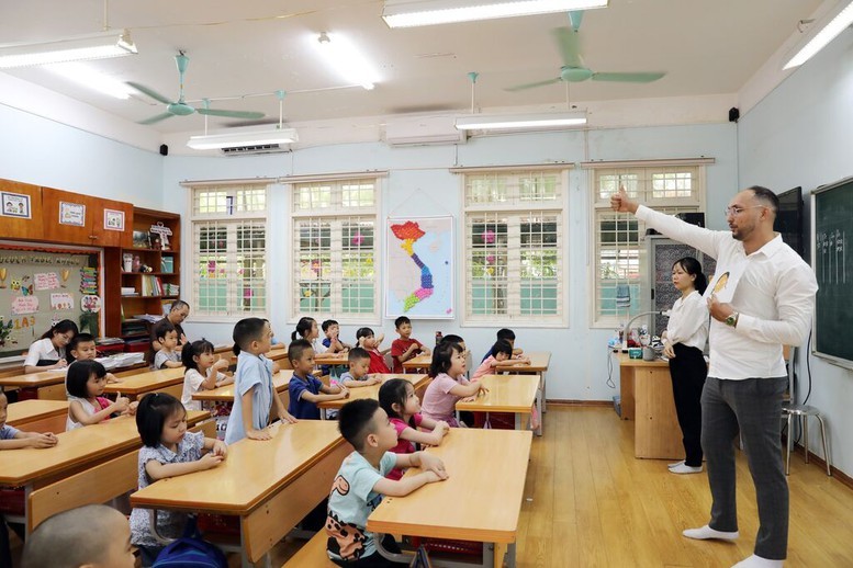 Ban hành Khung năng lực ngoại ngữ dùng cho Việt Nam Ban hành Khung năng lực ngoại ngữ dùng cho Việt Nam