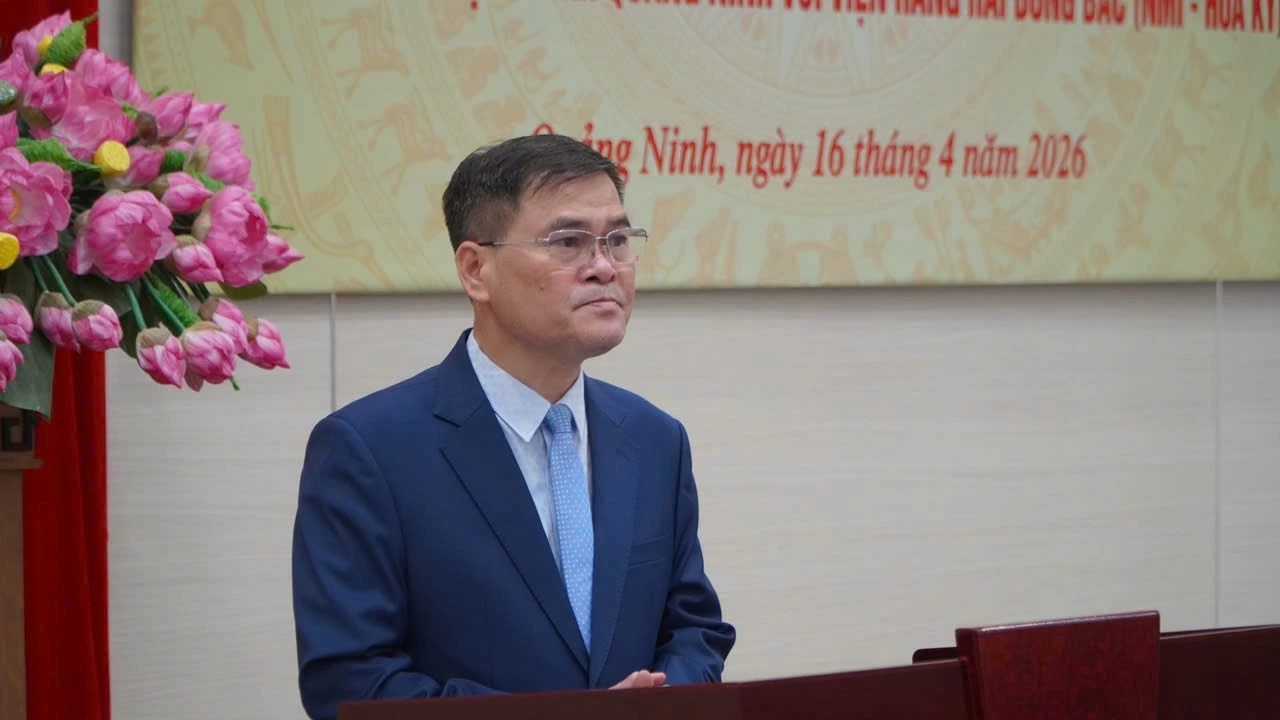 Quảng Ninh hợp tác với Hoa Kỳ phát triển Cảng Con Ong - Hòn Nét Quảng Ninh hợp tác với Hoa Kỳ phát triển Cảng Con Ong - Hòn Nét