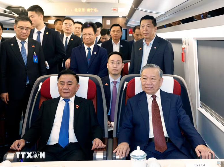 Tổng Bí thư, Chủ tịch nước Tô Lâm lên đường thăm thành phố Nam Ninh, Trung Quốc