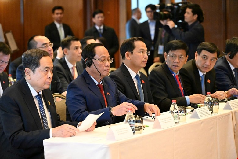 Chủ tịch Quốc hội dự và phát biểu tại Tọa đàm chính sách thúc đẩy hợp tác Việt Nam - Thổ Nhĩ Kỳ