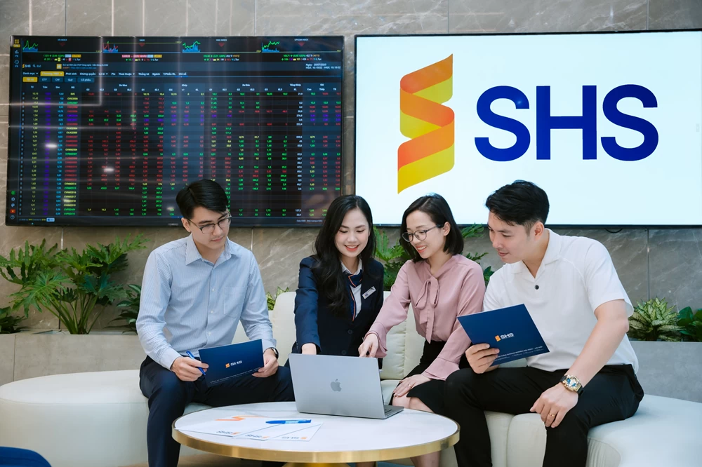 Chứng khoán SHS: Tái cấu trúc toàn diện, mục tiêu vào top 5 thị phần môi giới Chứng khoán SHS: Tái cấu trúc toàn diện, mục tiêu vào top 5 thị phần môi giới