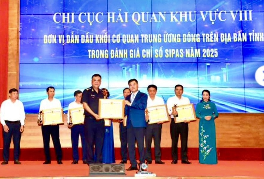 Quảng Ninh: Hải quan vươn lên ngôi đầu chỉ số SIPAS phục vụ người dân doanh nghiệp