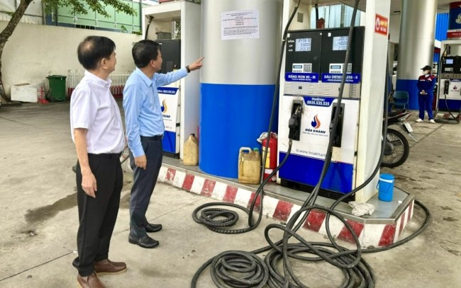 Xử phạt 3 đầu mối xăng dầu vi phạm dự trữ bắt buộc