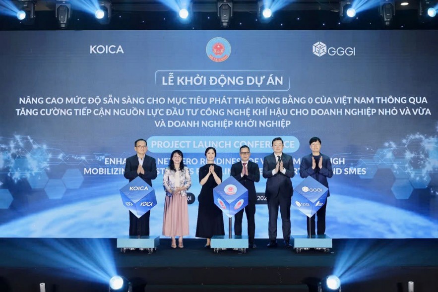 Khơi thông nguồn lực tài chính, hỗ trợ doanh nghiệp hướng tới Net Zero