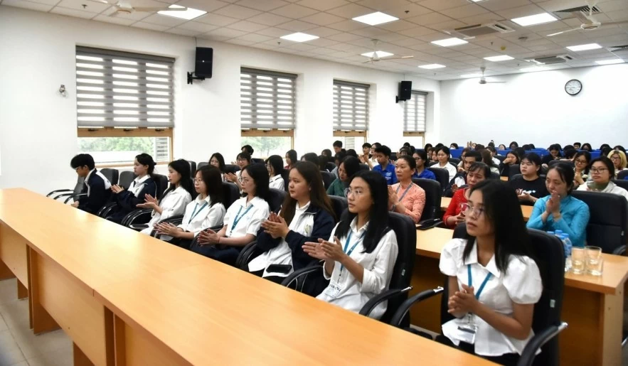 Học viện Tài chính khai mạc Ngày sách sinh viên năm 2026 Học viện Tài chính khai mạc Ngày sách sinh viên năm 2026